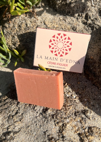 Petit savon surgras 8 % "Cédre-figuier"